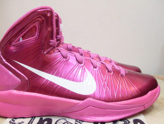 Nike Hyperdunk 2010 Think Pink Sample 1