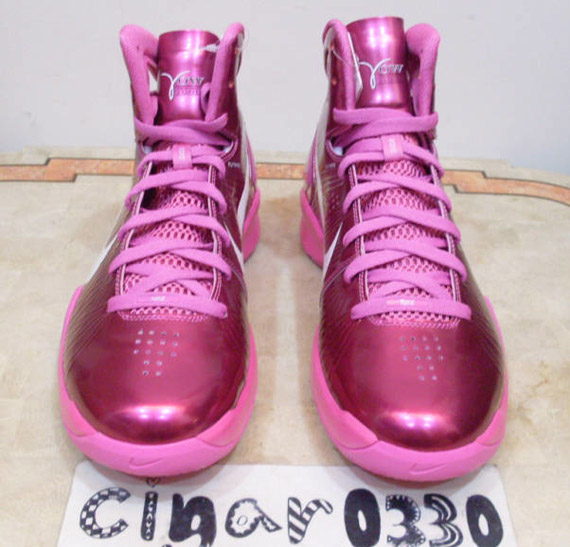 nike hyperdunk 2010 think pink sample 3