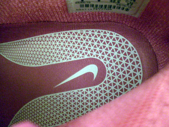 Nike Hyperdunk 2010 Think Pink Sample 9