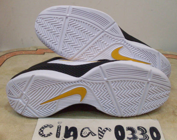 Nike Hyperfuse Low White Del Sol Black 5