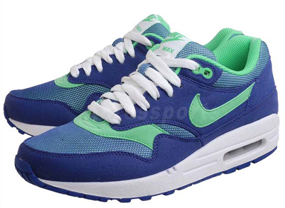 Nike Wmns Air Max 1 Wicked Purple Cool Mint 2