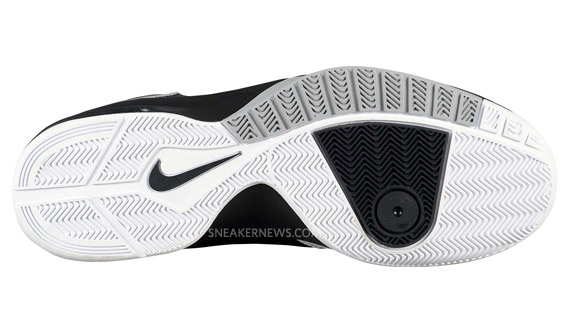 Nike Wmns Air Max Hyped White Black Metallic Silver 5