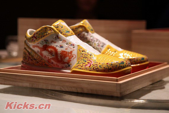 Nike Zoom Kobe Iv Ceramic Custom China 04