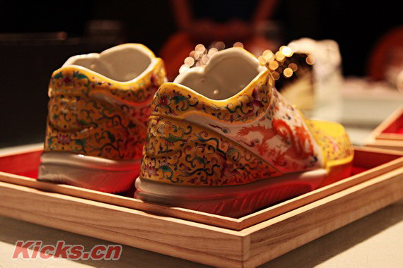 Nike Zoom Kobe Iv Ceramic Custom China 05