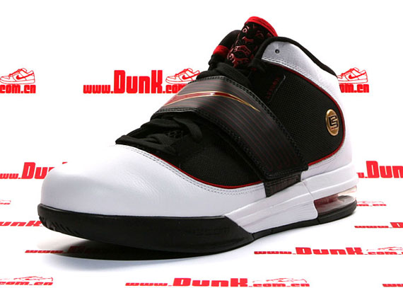 Nike Zoom Soldier Iv White Red Black Gold 07