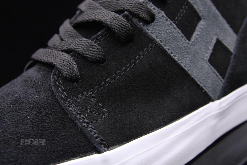 8 11 10hufblackhighfront