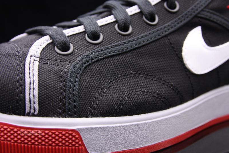 8 24 10skyhighblackfrontdetail