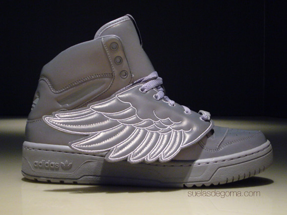 Adidas Jeremy Scott Wings Silver 3m 05