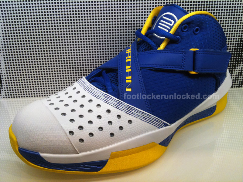 Air Jordan 2010 Outdoor Laney High 2