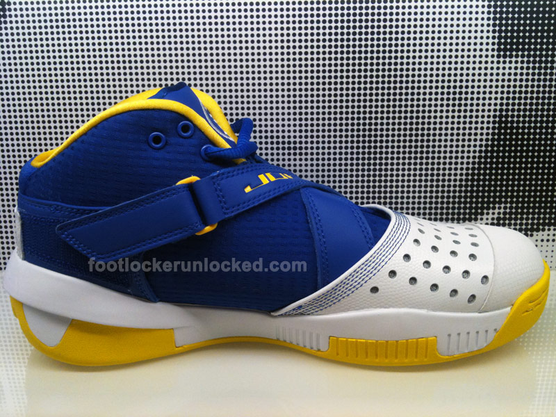 Air Jordan 2010 Outdoor Laney High 4