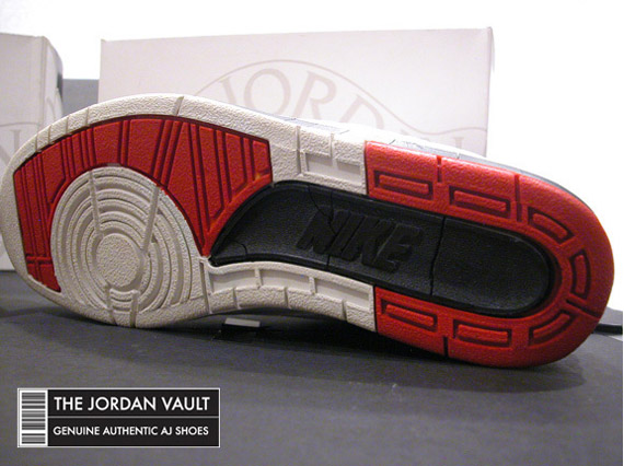 Air Jordan Ii Og White Black Red Made In Italy Sample 6