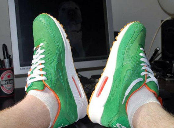 Sneaker News Blogs: Best of WDYWT - 8/16 - 8/22 