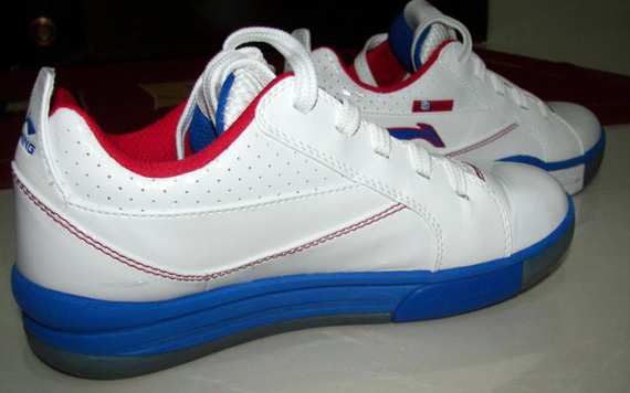 Lining Bd Doom Low White Red Blue 07