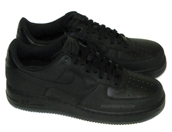 Nike Air Force 1 Tuff Tech Pack Black 1