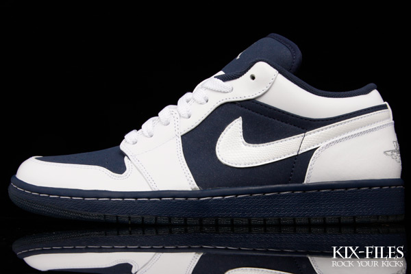 Nike Air Jordan 1 Phat Low Wht Navy 1