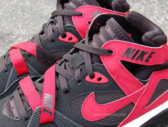 Nike Air Trainer Max 91 – Black – Varsity Red | Available