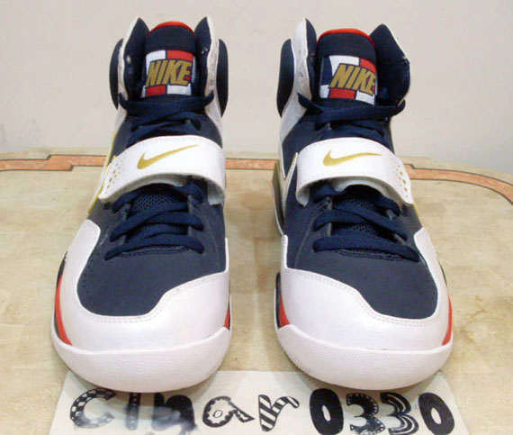 Nike Air Zoom Barc Sample 03