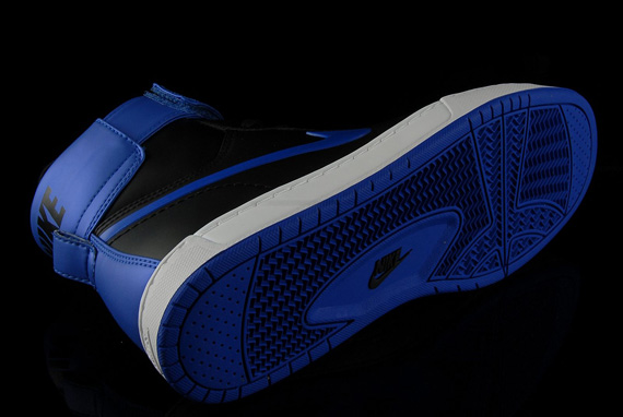 Nike Flytop Black Blue White Jpack 03