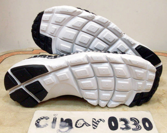 Nike Footscape Woven Freemotion Black White Checker 5