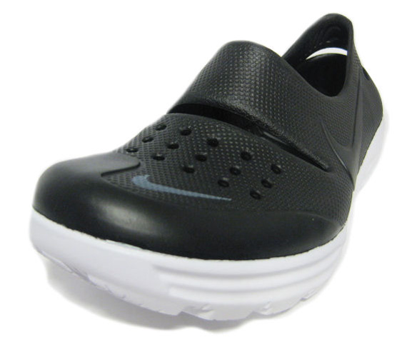 Nike Htm Solar Soft Sandal Blk White 02