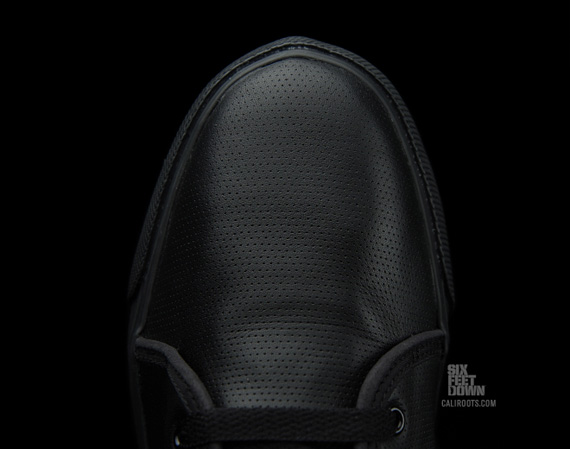 Nike Toki Black Perfpack 04