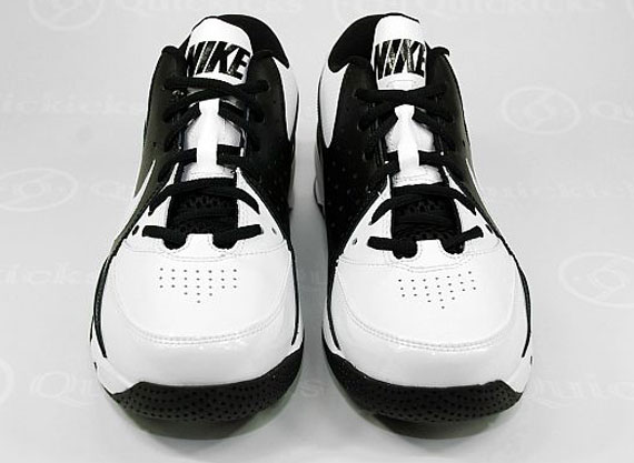 Nike Zoom Go Low Black White 03