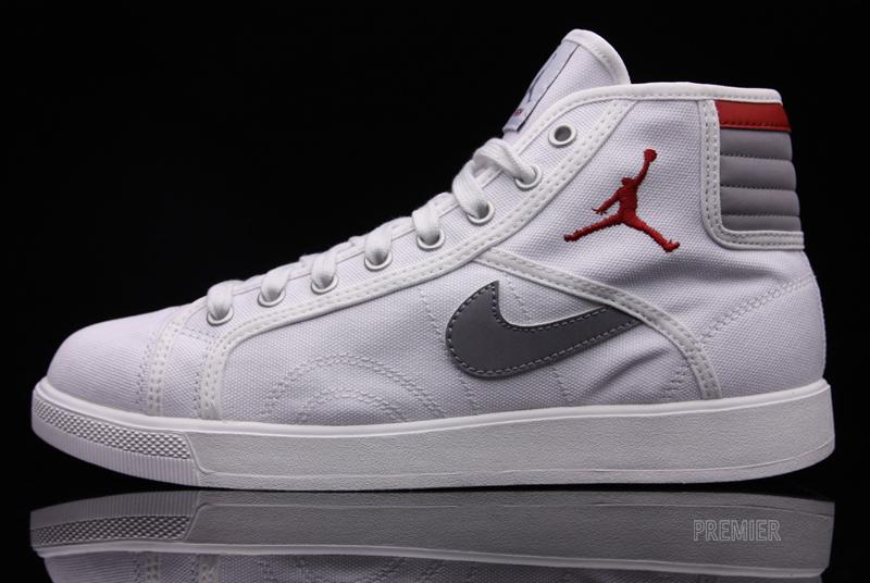 Xl 8 24 10skyhighwhiteprofile