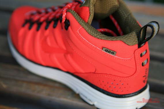 Nike ACG Lunar MacLeay ‘China’ | New Images