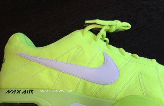 Nike Air Max Courtballistec 2.2 - Tennis Ball