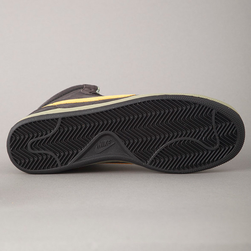 NIKE_SB_CLASSIC_HI_TAR_9 Nike Sb Classic Hi Tar 9