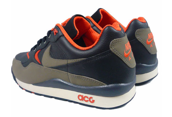 Nike ACG Air Wildwood LE –  Black – Olive – Orange | October 2010