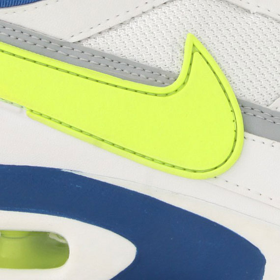 Nike Air Classic Bw White Hotlime Preorder 03