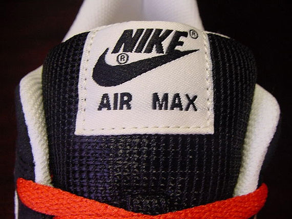 Nike Air Max 1 Blk Org Wht 02