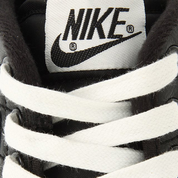 Nike All Court Low Classic Blk White 01