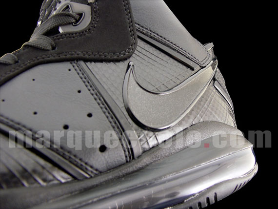 Nike Air Max LeBron VIII (8) - Black | New Images