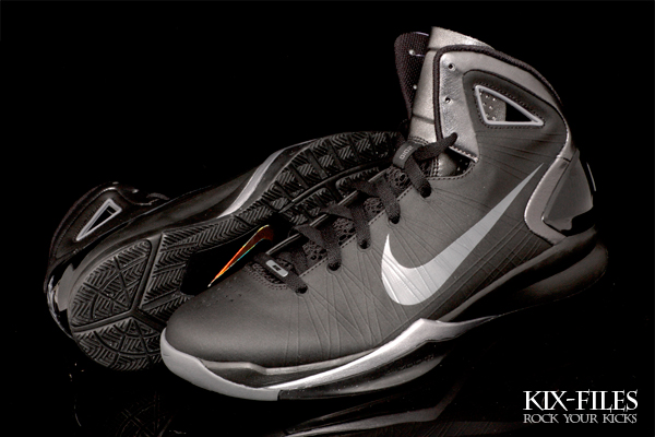 Nike Hyperdunk 2010 Blackout 2