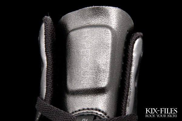 Nike Hyperdunk 2010 Blackout 3