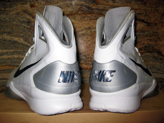Nike Hyperdunk 2010 White Black Silver Unreleased Sample 5