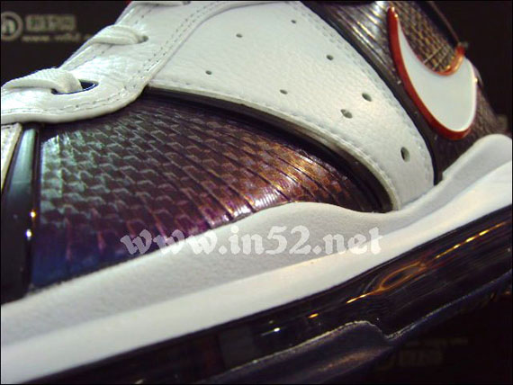 Nike Air Max LeBron VIII (8) - USA | New Images