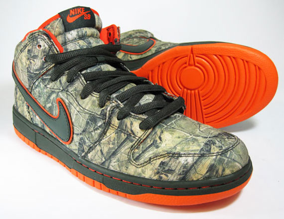 nike town sb dunk mid premium realtree camo new images 01