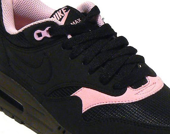 air max 1 black pink