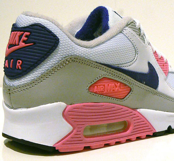 Nike Wmns Air Max 90 Og White Laserpink Concord Preorder 03