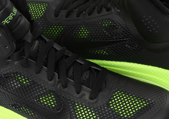 Nike Zoom Hyperfuse XDR – Black – Volt
