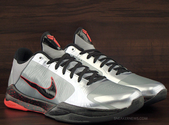Nike Zoom Kobe V Wolf Grey 1