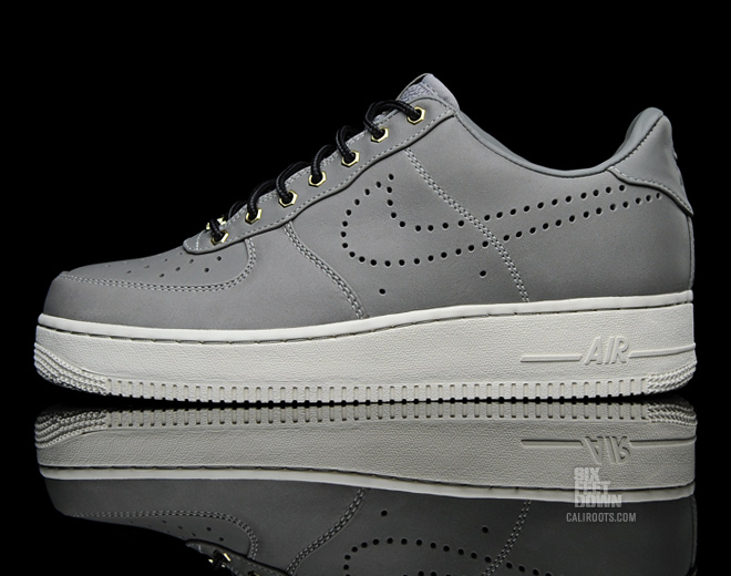 2421820109522142950784132_L 2421820109522142950784132 L