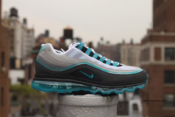 Air Max 24/7 Glass Blue | Available - SneakerNews.com