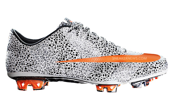 Nike Mercurial Vapor Superfly II Safari Elite Football Cleats