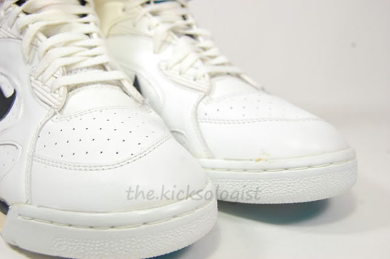 Nike Air Force 180 Pump David Robinson  Jordan shoes retro, Sneakers  fashion, Black nikes