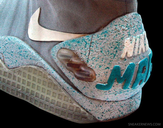 Nike Air Mag Mcfly 2015 Available 01 New
