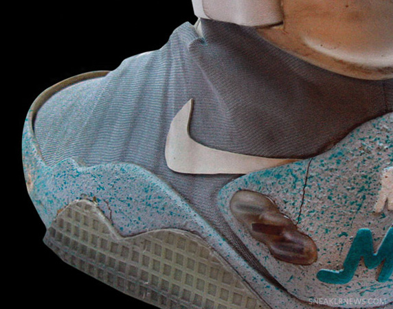 Nike Air Mag Mcfly 2015 Available 03 New